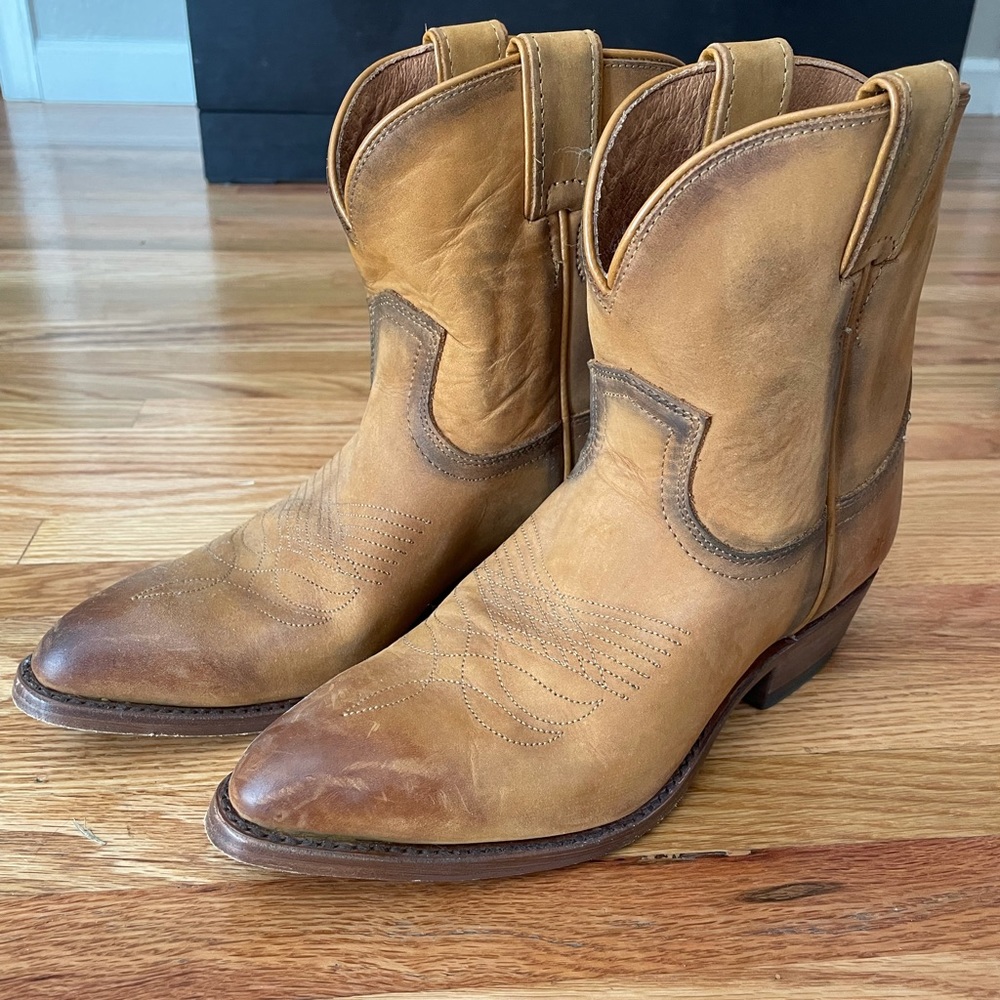 Frye Billy Short Western Bootie